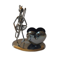 Ornament decorativ, Muzicant din metal cu suport de pixuri, Nergu, 15 cm, 356-16DD
