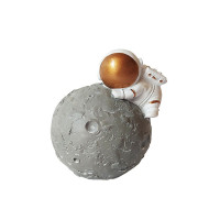 Statueta decorativa, Astronaut pe asteroid, 6 cm, DY2139-7B