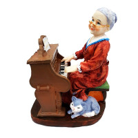 Statueta decorativa, Babuta la pian, 13 cm, 1921G-1
